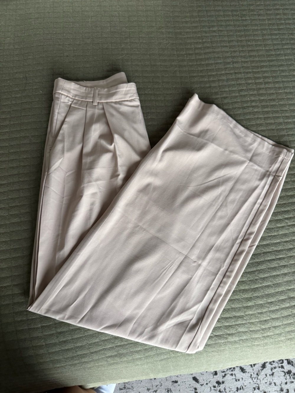 SHEIN Wide Leg Pleated Pants in Cream